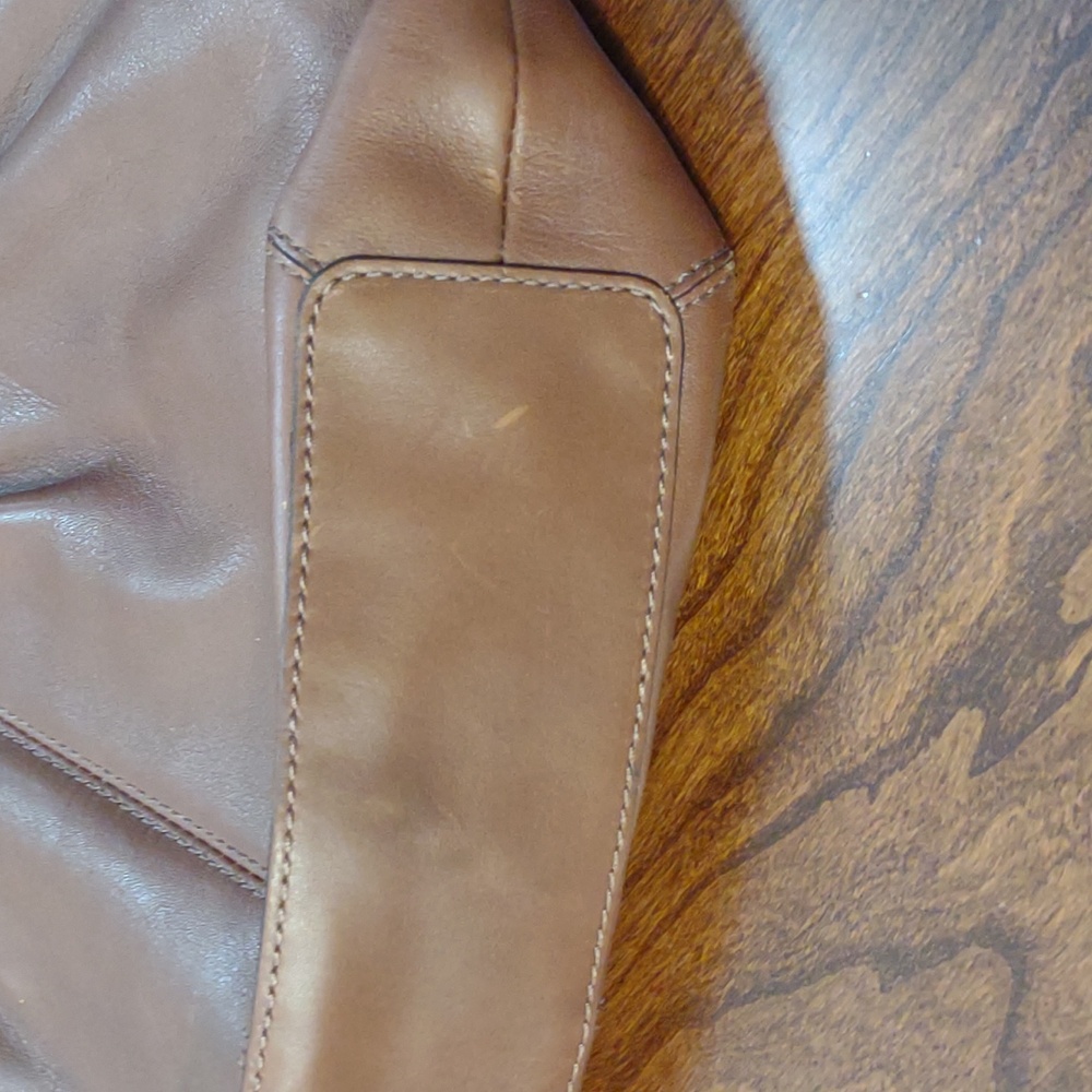 Coach #F13764 Shoulder Bag Leather - Picture 13 of 16